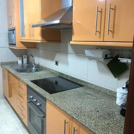 Piso Cerca De La Playa De Samil Apartment